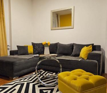 Sremska Mitrovica Apartamento | APARTMAN SUNFLOWER