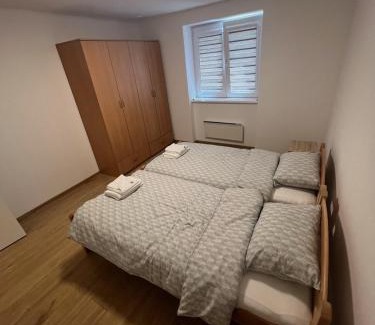 Kikinda Apartamento | Apartman Uno