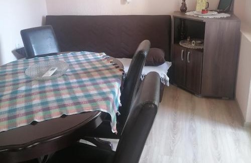 Mladenovac Apartamento | Apartman Visnja