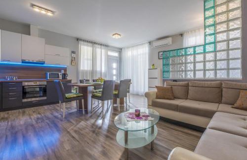 Novi Vinodolski Apartamento | Apartman Vlatka - Novi Vinodolski