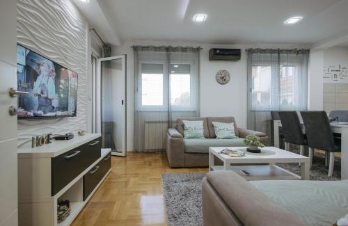 Pirot Apartamento | Apartman Vukota Pirot