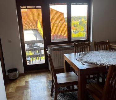 Uzice Apartamento | Apartman za odmor BELA