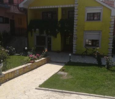 Pirot Apartamento | Apartman Zivic