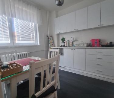 Pozarevac Apartamento | Apartman Zlatovo Stan Na Dan