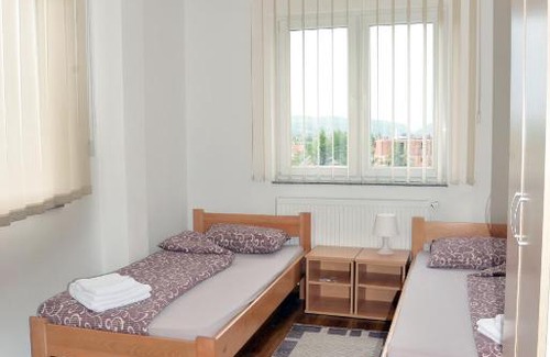 Sjenica Apartamento | Apartmani Hia