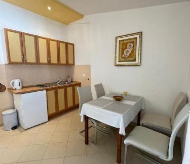 Baska Voda Apartamento | Apartmani Kontić