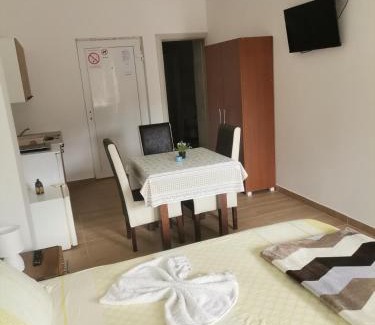Central Serbia Apartamento | Apartmani Lazić