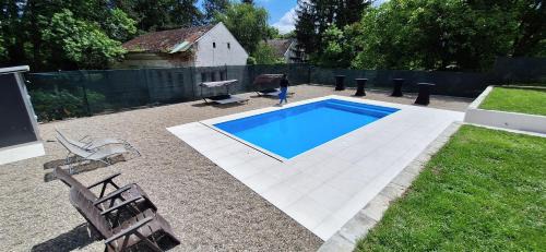 Vrdnik Apartamento | Apartmani Maslačak