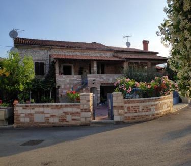 Spadici Apartamento | Apartmani Memić 100 m do plaže, APARTMENTS MEMIĆ ONLY 100M FROM BEACH