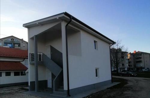 Bor Apartamento | Apartmani NGC Bor