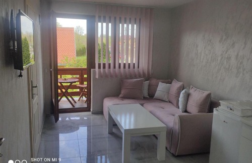 Ljubovija Apartamento | Apartmani ODMOR NA DRINI