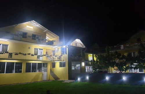 Jagodina Apartamento | APARTMANI PLAVI