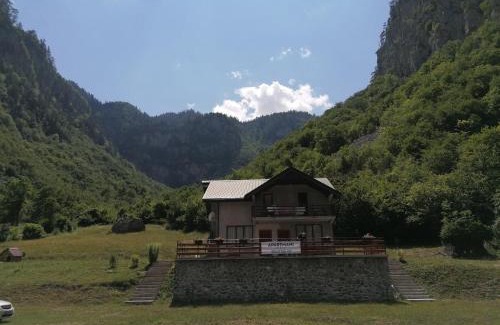 Montenegro Casa | Apartmani Tara i Zabojsko Dobrilovina