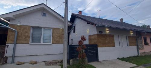 Vrdnik Apartamento | Apartmani Vranić