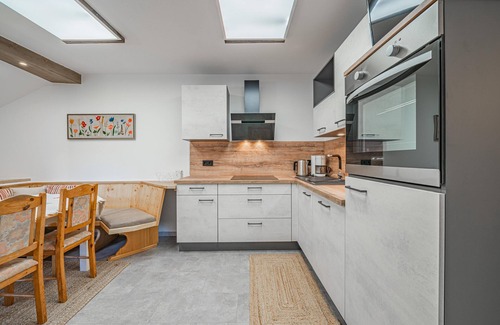 Hopfgarten Markt Apartamento | Apartment on a farm with mountain views