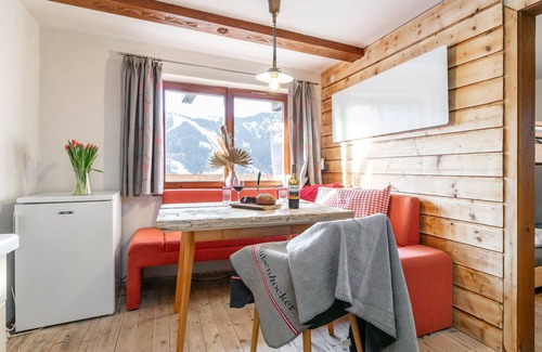 Hopfgarten im Brixental Apartamento | Apartment in a rustic and cosy mountain hut