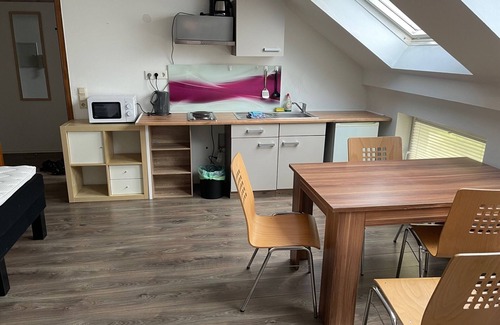 Fuldabruck Apartamento | Apartamento-Económico-Baño Privado-Vista al patio