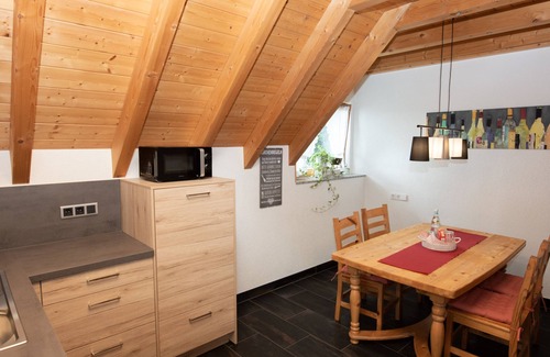 Schonach im Schwarzwald Apartamento | Apartamento 'Ferienwohnung Birgit' con vistas a la montaña, terraza privada y Wi-Fi
