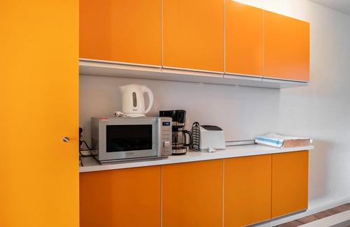 Schonach im Schwarzwald Apartamento | Apartamento 'Ferienwohnung Angela' con vistas a la montaña, balcón y Wi-Fi