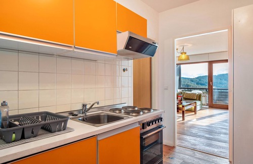 Schonach im Schwarzwald Apartamento | Apartamento 'Ferienwohnung Angela' con vistas a la montaña, balcón y Wi-Fi