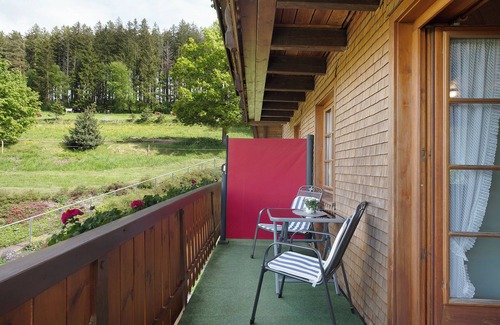Schonach im Schwarzwald Apartamento | Apartamento '3 Seeblick' con piscina compartida, jardín compartido y Wi-Fi