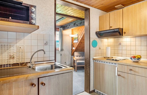 Schonach im Schwarzwald Apartamento | Apartment 'Waldblick' with Shared Pool, Shared Garden and Wi-Fi