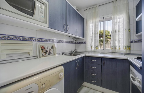 Poblado Sancti Petri Apartamento | Apartamento "Casa Mercedes" cerca de la playa con piscina y jardín