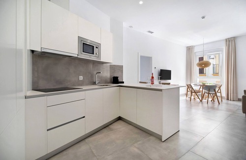 Chiclana de la Frontera Apartamento | Apartamento 'Luxury 6' con Wi-Fi y aire acondicionado