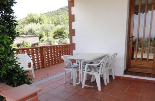 Montesquieu-des-Alberes Apartamento | Apartment in the heart of the Albères