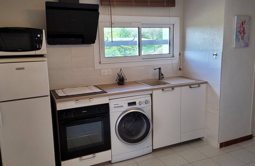 Montesquieu-des-Alberes Apartamento | Apartment in the heart of the Albères