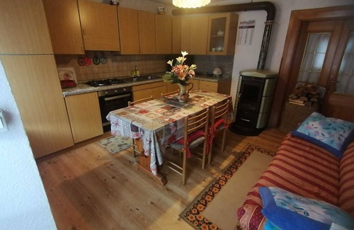 Santo Stefano di Cadore Apartamento | Apartment 'Val Visdente 2' with Mountain View, Shared Garden and Wi-Fi
