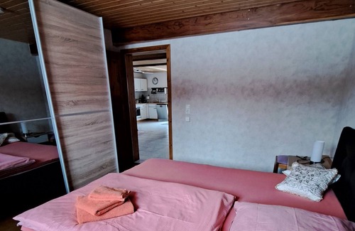 Schmieh Apartamento | Apartment 'Ferienwohnung Harmonie' with Mountain View, Private Terrace and Wi-Fi