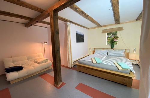 Amt Neuhaus Apartamento | Apartamento-Romántico-Baño Privado-Vista al bosque