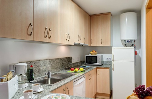 Calella de Palafrugell Apartamento | Apartamento cerca de la playa muy bien equipado y céntrico, ideal para familias