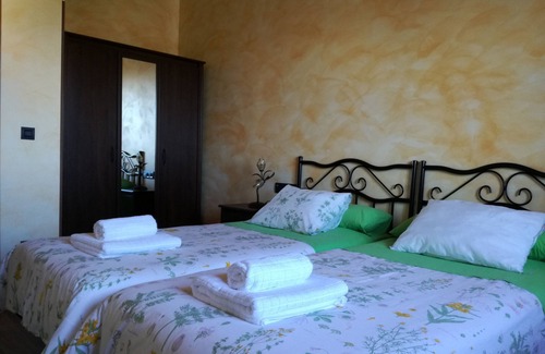 Narvaja Cabaña | Casa rural (alquiler íntegro) Lecea y Alianzas para 4 personas