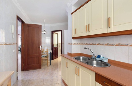 Santa Cruz de la Palma Apartamento | Apartamento 'Los Girasoles' con vistas al mar, balcón y Wi-Fi