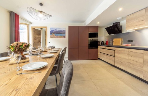 Val Cenis Apartamento | Apartamento 'Chalet La Turra' con vistas a la montaña, Wi-Fi y aire acondicionado