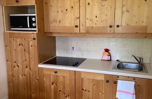 Val Cenis Apartamento | Apartamento para 6 personas con acceso directo a las pistas y piscina en Val-Cenis