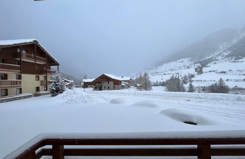 Val Cenis Apartamento | Apartamento para 6 personas con acceso directo a las pistas y piscina en Val-Cenis