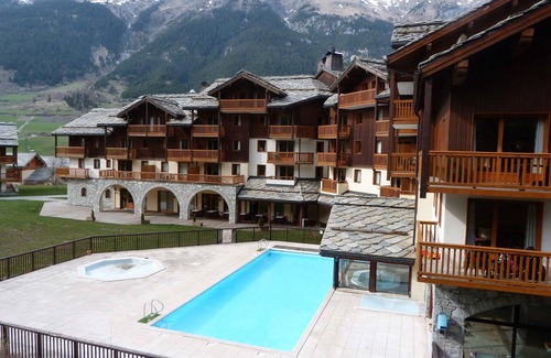 Val Cenis Apartamento | Apartamento para 6 personas con acceso directo a las pistas y piscina en Val-Cenis