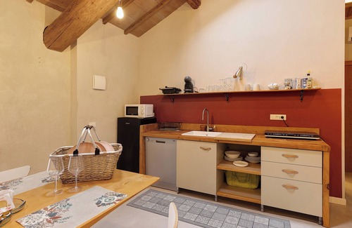 Valeggio sul Mincio Apartamento | Apartamento 'Il Bozzolo Boutique Mirabolano'donde la Relajación se une al Diseño