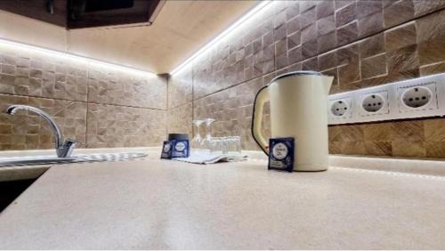 Darnyckyj Apartamento | Apartment Второй этаж, метро Позняки