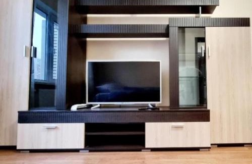 Darnyckyj Apartamento | Apartment Второй этаж, метро Позняки