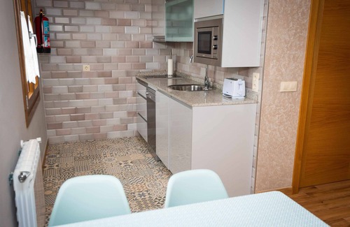 Serantes Apartamento | Apartamento 10 Con vistas a piscina y jardines
