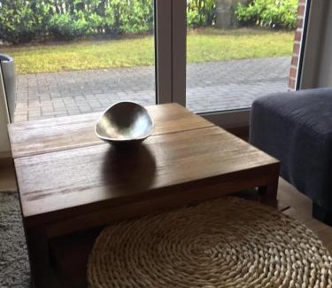 Leverkusen Apartamento | Apartment 1 mit Terrasse und PKW-Stellplatz