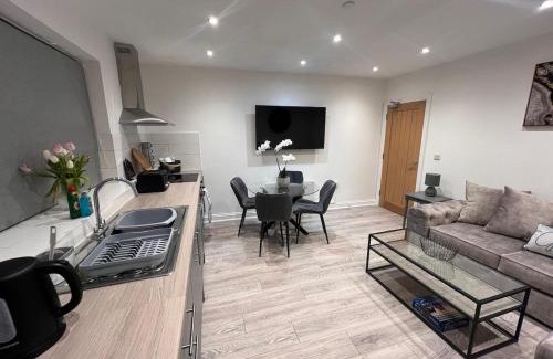Ebbw Vale Apartamento | Apartment 1 The Baileys Cwm 2 Bedroom Sleeps 4