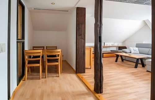 Großraschen Apartamento | Apartamento '1' con terraza compartida, jardín privado y Wi-Fi