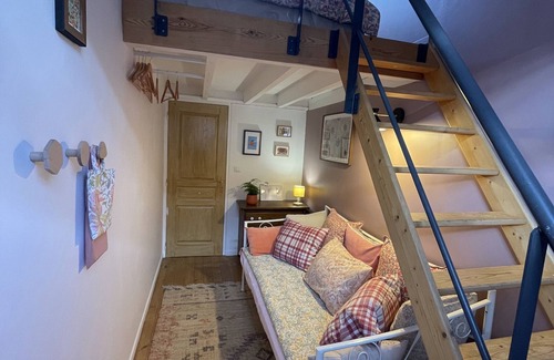 Villers-Cotterets Apartamento | Apartment 100 M2 hypercentre 1 minute from Cité Internationale!