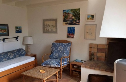 Porquerolles Apartamento | Apartment 100m from Porquerolles square. Quiet, close to shops