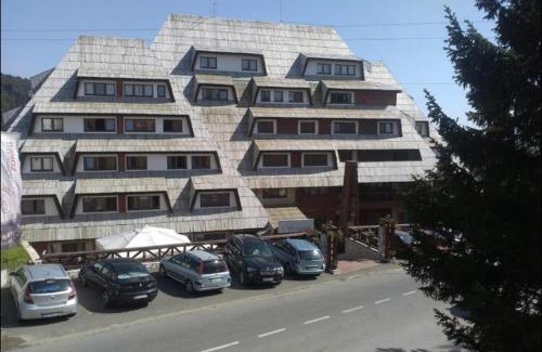 Kopaonik Apartamento | Apartment 111 at Zoned Apart Hotel & Spa - Apartman 111 u hotelu Zoned